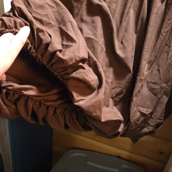 PrettyLittleThing Chocolate Bubble Dress - Picture 3 of 4